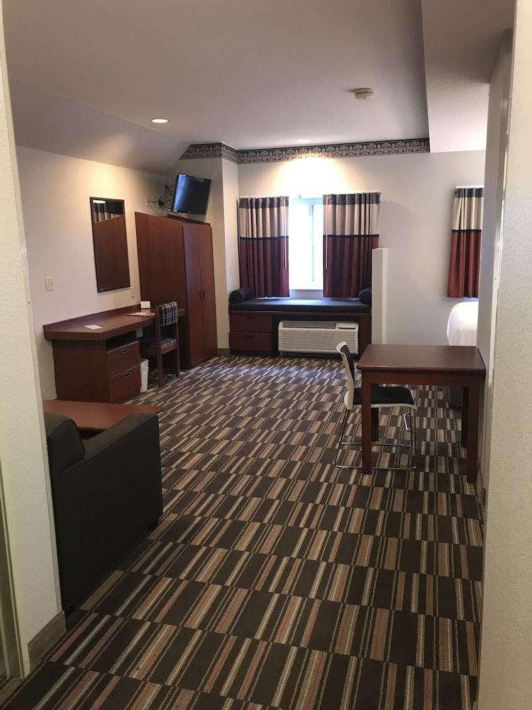 Microtel Inn&suites 2* Urbandale