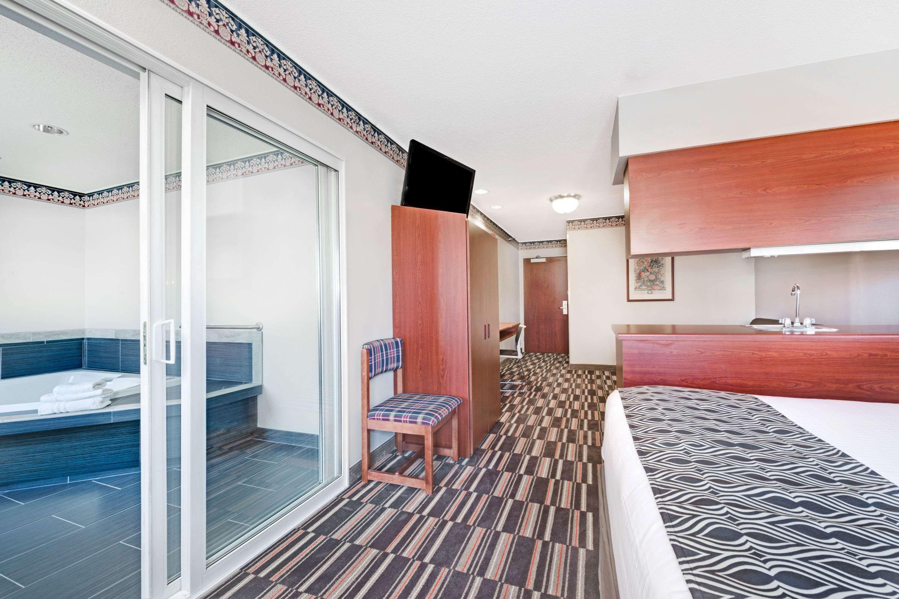 Hotel Microtel Inn&suites