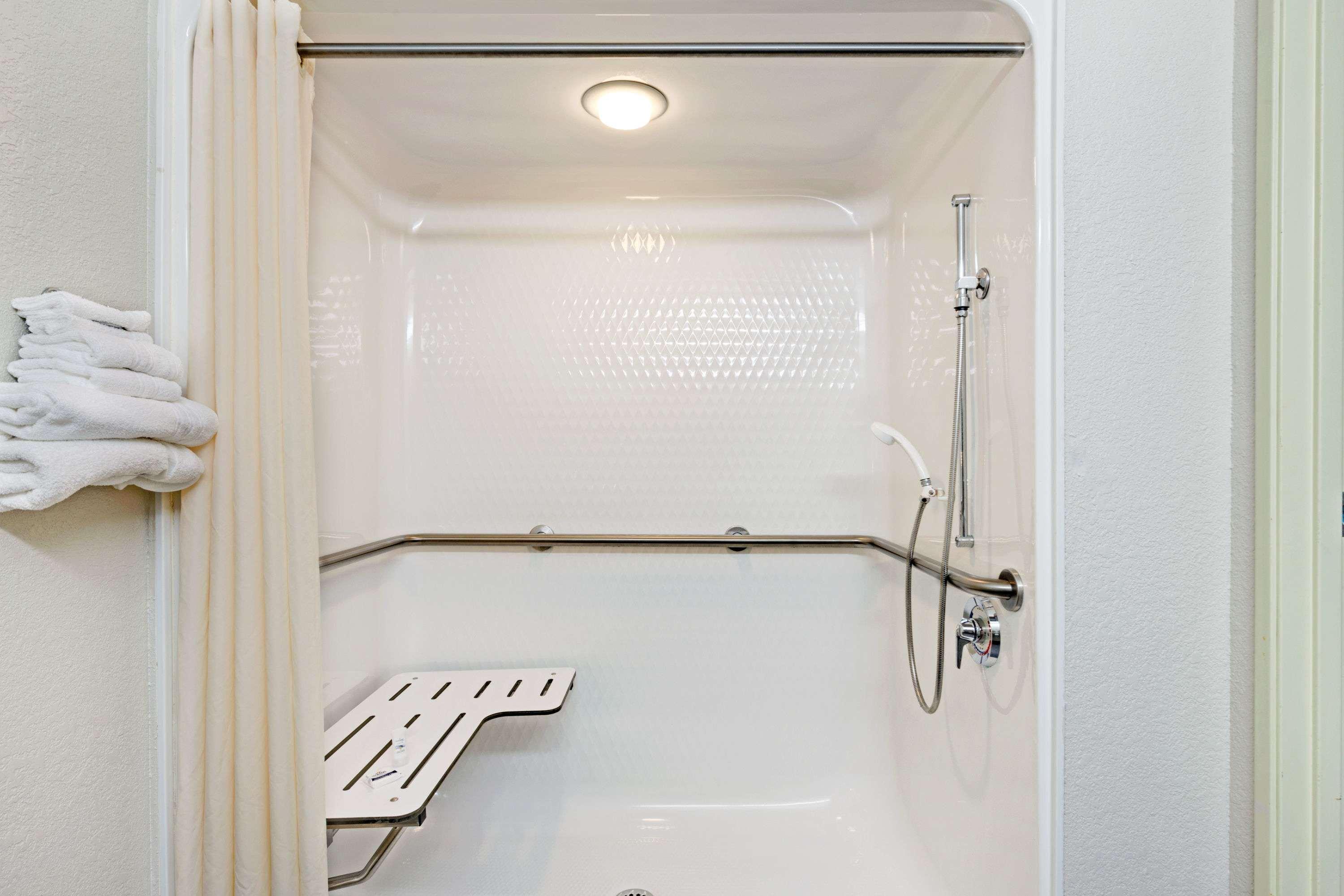 Microtel Inn&suites Hotel Urbandale