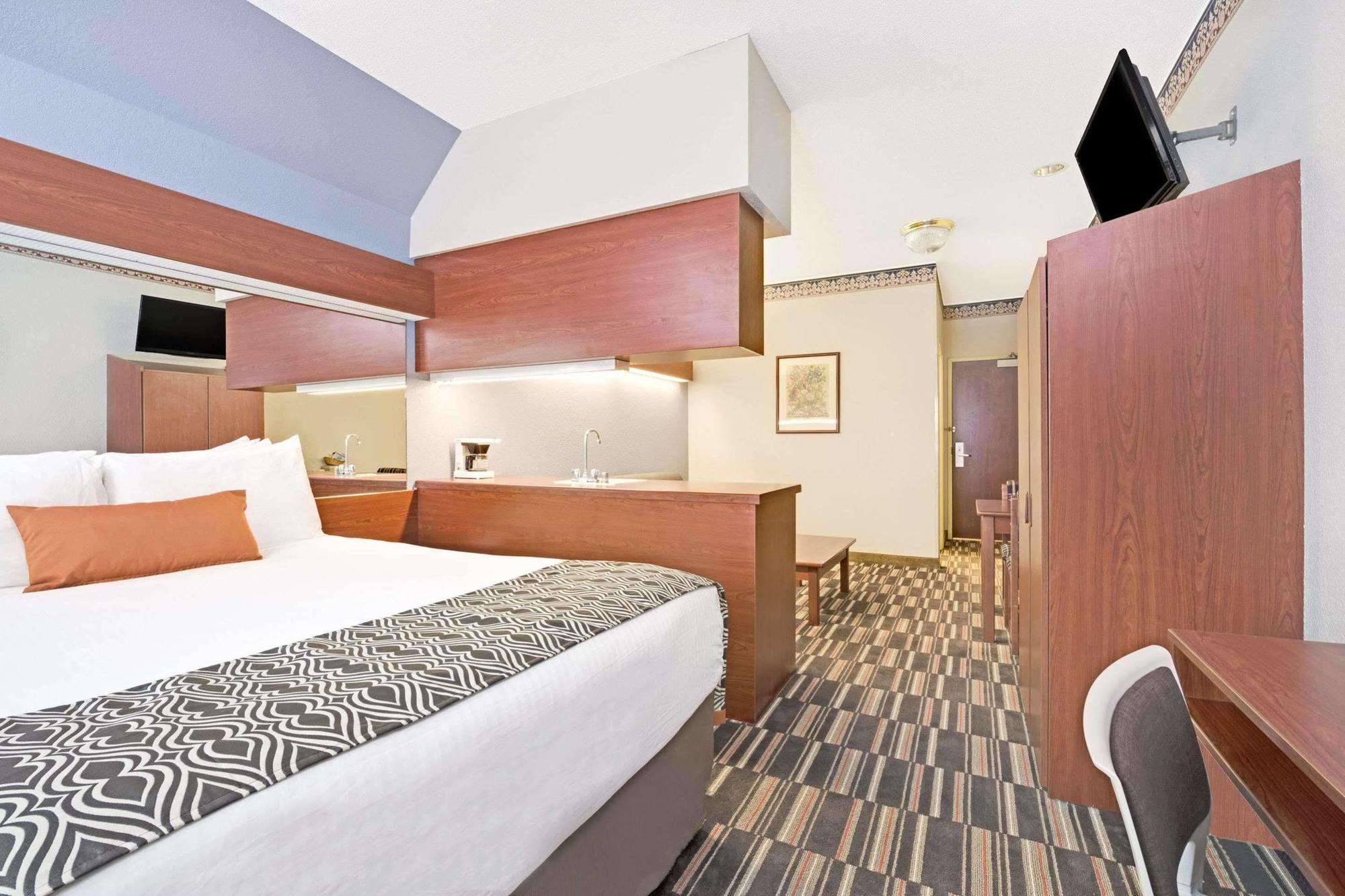 Microtel Inn&suites 2* Urbandale
