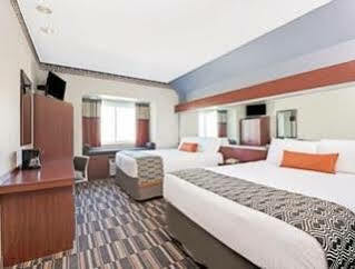 Microtel Inn&suites Hotel Urbandale